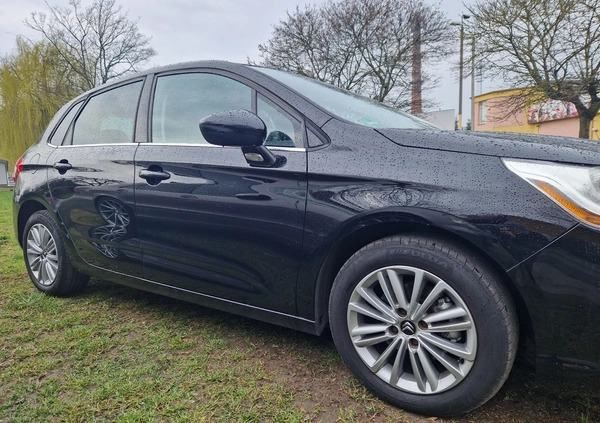 Citroen C4 cena 22990 przebieg: 229100, rok produkcji 2011 z Chodzież małe 631